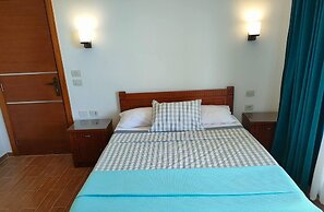 luxury half villa sea view team
