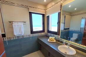 luxury half villa sea view team