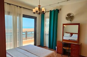luxury half villa sea view team