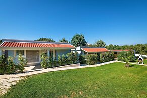 Mobile Homes with Shared Pool Rocco 2