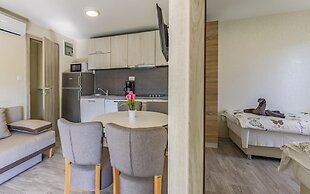 Mobile Homes with Shared Pool Rocco 2