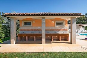 Mobile Homes with Shared Pool Rocco 2