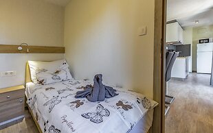 Mobile Homes with Shared Pool Rocco 2