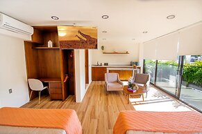 KUKO SUITES