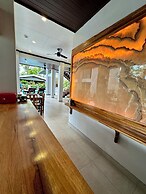 Nereus Retreats