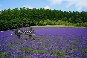 FuranoSky White