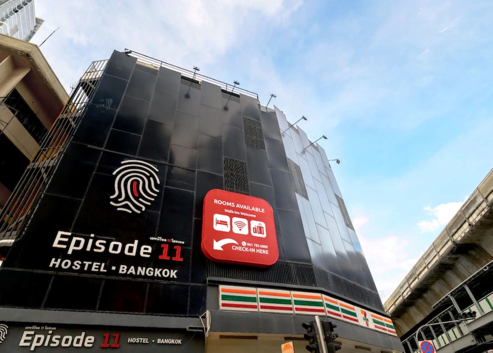 Episode 11 Hostel Sukhumvit
