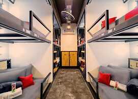 Episode 11 Hostel Sukhumvit