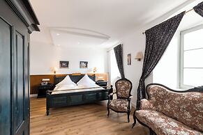 Eventlocation & Hotel Schloss Neuburg
