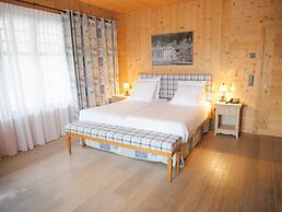 Between Boutique Hotel