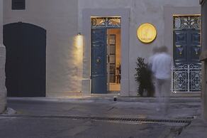 Maria Rosa Suites