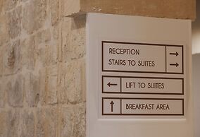 Maria Rosa Suites