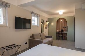Maria Rosa Suites