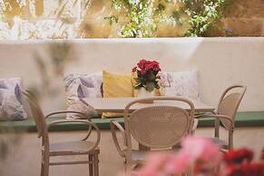 Maria Rosa Suites