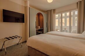 Maria Rosa Suites