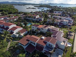 Romantic Antigua Getaway – Oceanfront Condo with Resort Amenities