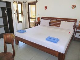 Mango Dive & Bungalow