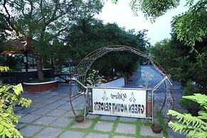 GREEN MOUNT RESORTS