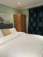 Windsor wine & dine