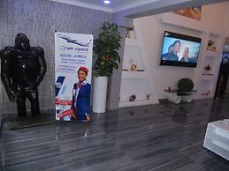 Gold Crown international Hotel