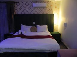 Gold Crown international Hotel