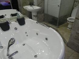Gold Crown international Hotel