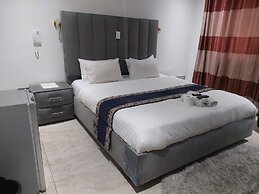 Gold Crown international Hotel