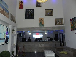 Gold Crown international Hotel