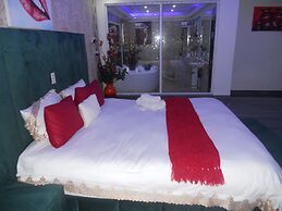 Gold Crown international Hotel