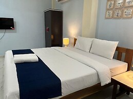 Aqua Wave by YogiTree Hotels