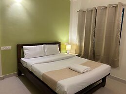 Aqua Wave by YogiTree Hotels