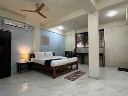 Aqua Wave by YogiTree Hotels