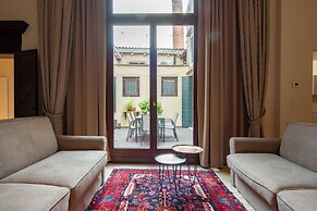 Ca' Longo Palace Apartments