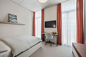 Ariv Design Hotel & Apartments
