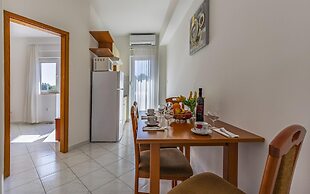 Apartments with Shared Pool Rocco 1