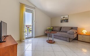 Apartments with Shared Pool Rocco 1