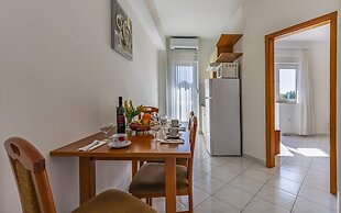 Apartments with Shared Pool Rocco 1
