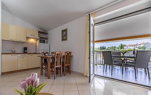 Apartments with Shared Pool Rocco 1