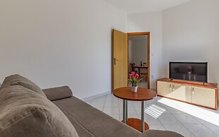 Apartments with Shared Pool Rocco 1
