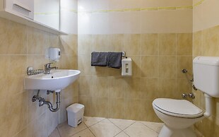 Apartments with Shared Pool Rocco 1