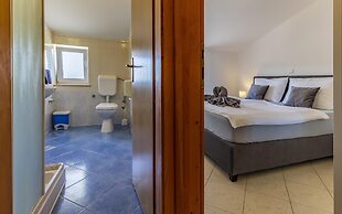 Apartments with Shared Pool Rocco 1