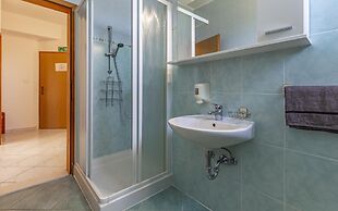 Apartments with Shared Pool Rocco 1