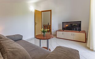 Apartments with Shared Pool Rocco 1