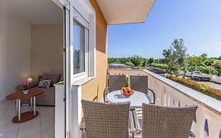 Apartments with Shared Pool Rocco 1