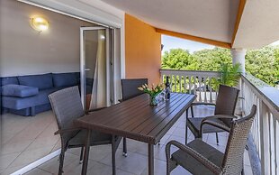 Apartments with Shared Pool Rocco 1