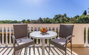 Apartments with Shared Pool Rocco 1