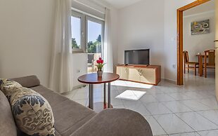 Apartments with Shared Pool Rocco 1