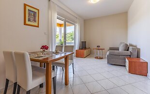 Apartments with Shared Pool Rocco 1