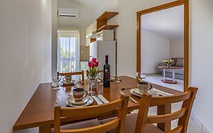 Apartments with Shared Pool Rocco 1