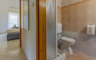 Apartments with Shared Pool Rocco 1